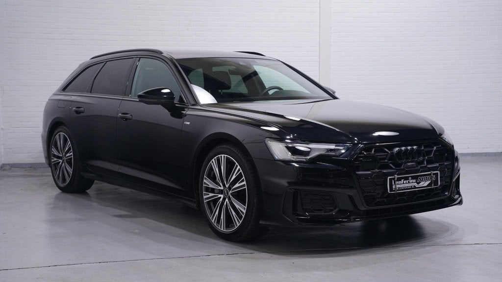 Audi A6 Avant 50 TFSI e 299 pk Quattro S Line Panodak, Trekh, Gebruikt, 4 cilinders, 2000 kg, Zwart