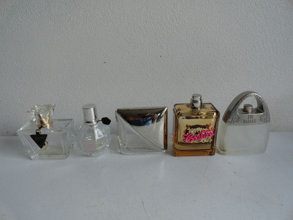 Parfumflesjes, 100 mooie lege parfumflesjes, Verzamelen, Ophalen of Verzenden, Gebruikt, Parfumfles