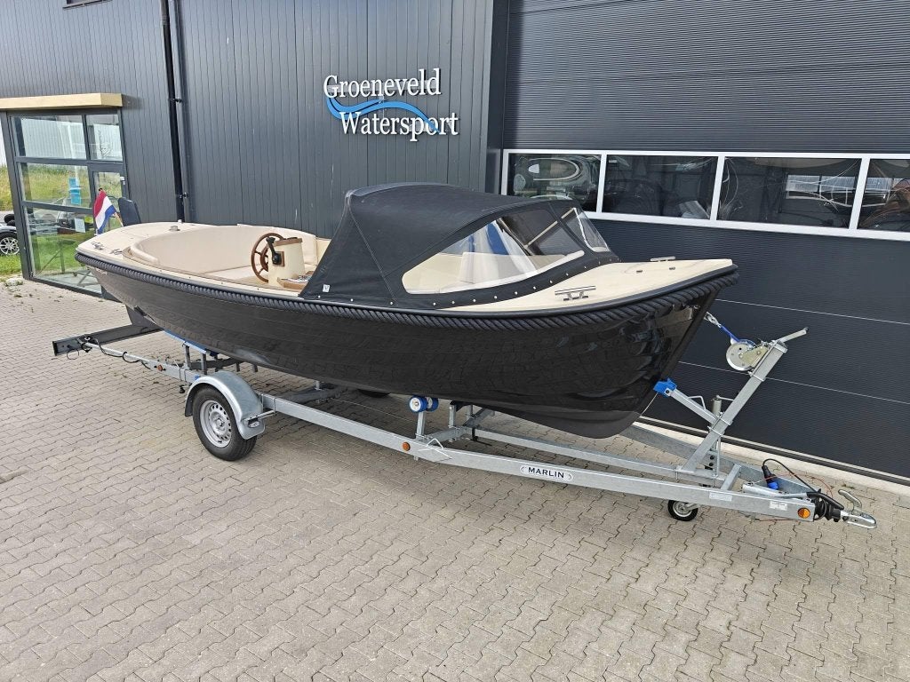 Nicki 625 Sloep - Volvo Penta Diesel | 425 hr. | + trailer, Watersport en Boten, Vis- en Consoleboten, Gebruikt, Binnenboordmotor