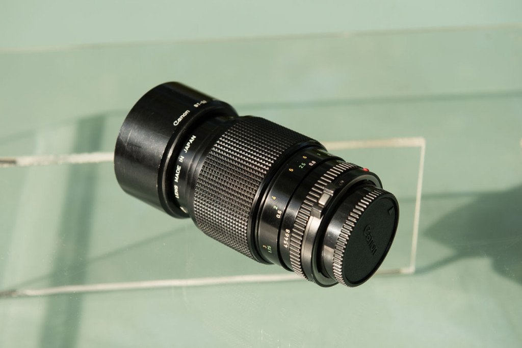 Canon FD macro lens 100mm 1:4, Audio, Tv en Foto, Fotografie | Lenzen en Objectieven, Ophalen, Canon, Macrofunctie, Zo goed als nieuw