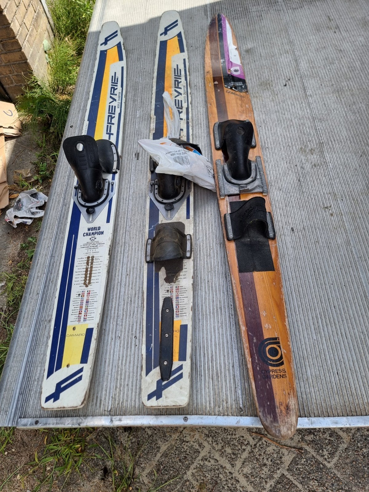 Vintage waterski's en monoski - Frevrie & Cypress Gardens, Ophalen, Gebruikt, 160 cm of meer, Waterski's