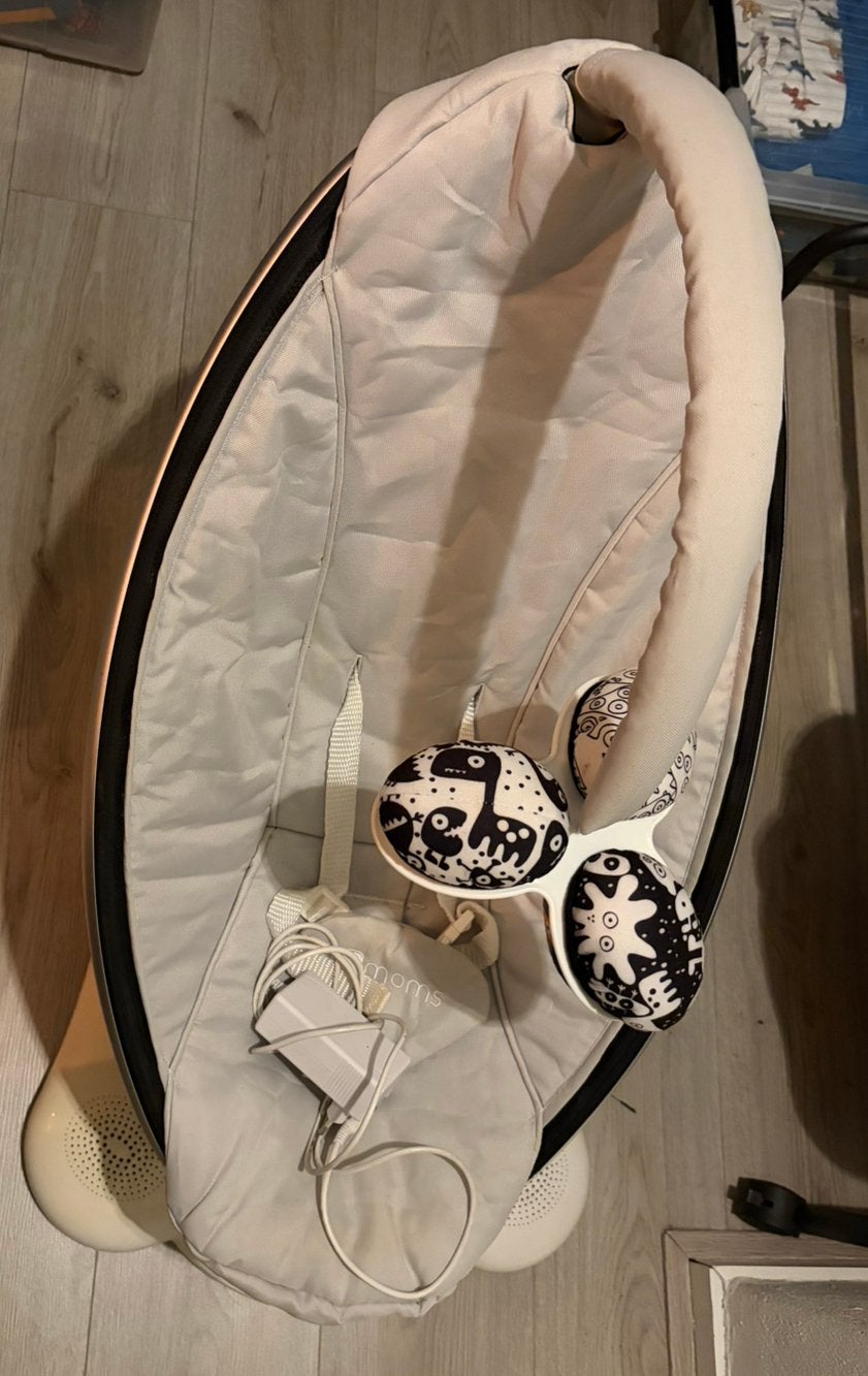 Baby rocking chair, Kinderen en Baby's, Gebruikt, Schommelstoel, Met gordel(s) of riempje(s), Ophalen