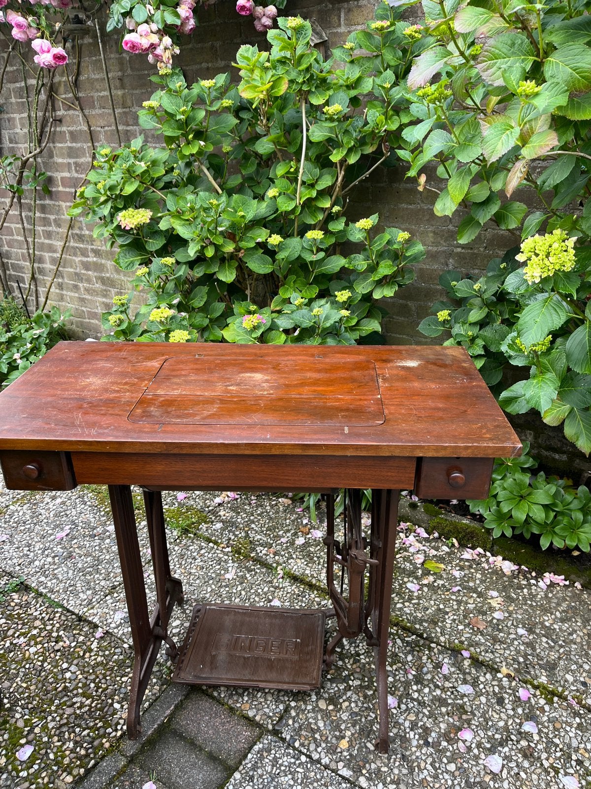 Singer naaimachine tafel, Antiek en Kunst, Ophalen
