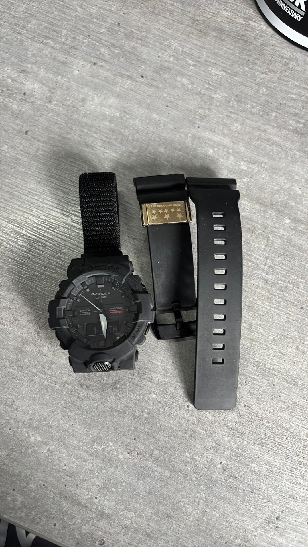 Casio G-Shock GA-835A 35th anniversary Goud, Casio, Gebruikt, Polshorloge, Kunststof