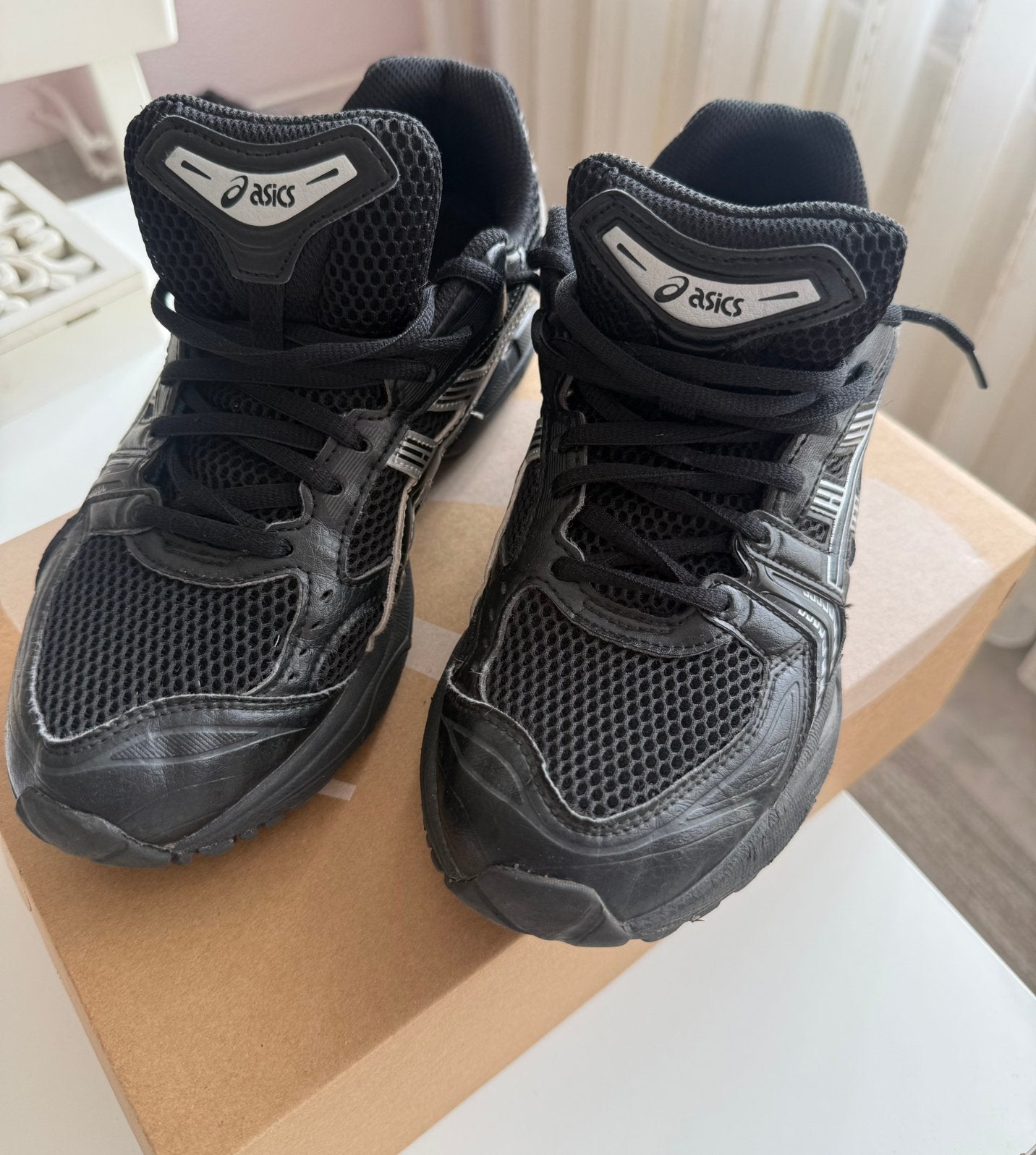 Asics gel kayano 14, Ophalen of Verzenden, Zo goed als nieuw
