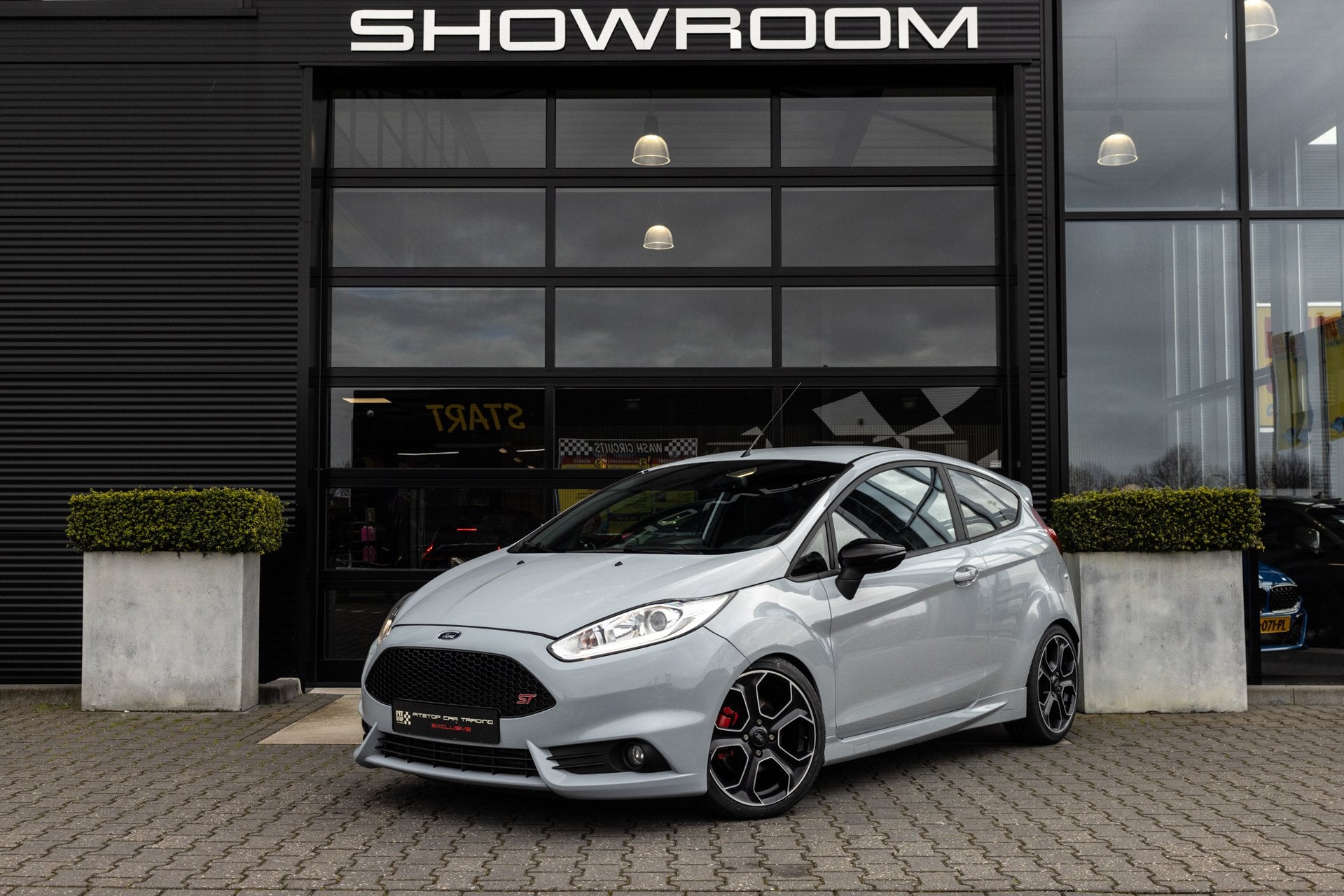 Ford Fiesta 1.6 ST200, 200 PK, Milltek, Cruise, Syle-Pakket,, Auto's, Ford, Voorwielaandrijving, 1596 cc, 1063 kg, Gebruikt