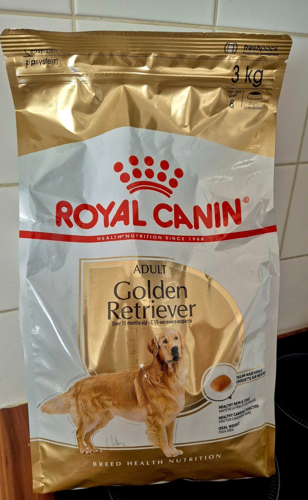 Hondenbrokken Royal Canin - Golden Retriever 6kg totaal

Tot, Dieren en Toebehoren, Ophalen