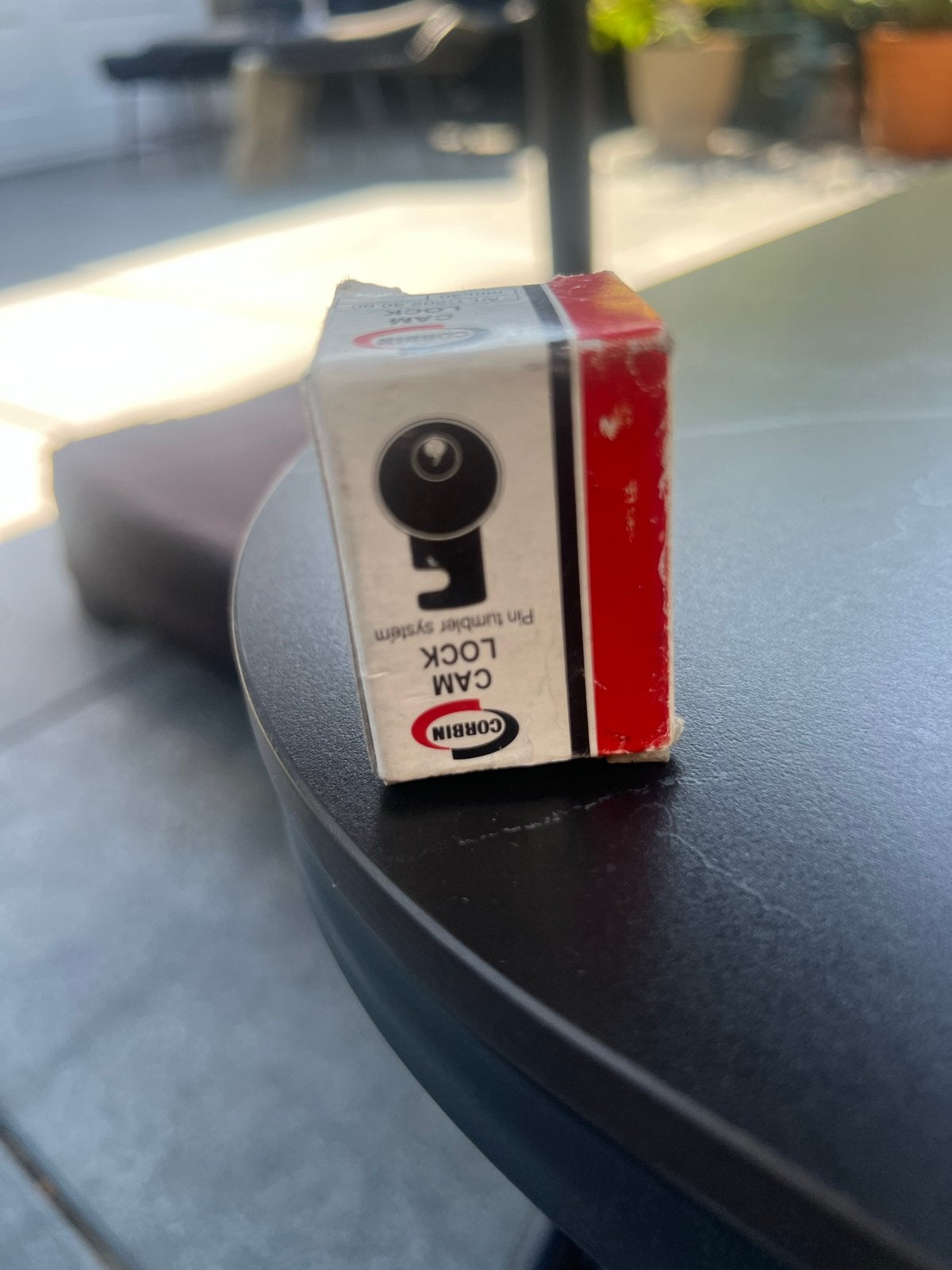 Corbin Cam Lock - Nieuw in doos, Doe-het-zelf en Verbouw, Hang- en Sluitwerk, Ophalen of Verzenden, Nieuw, Overige materialen
