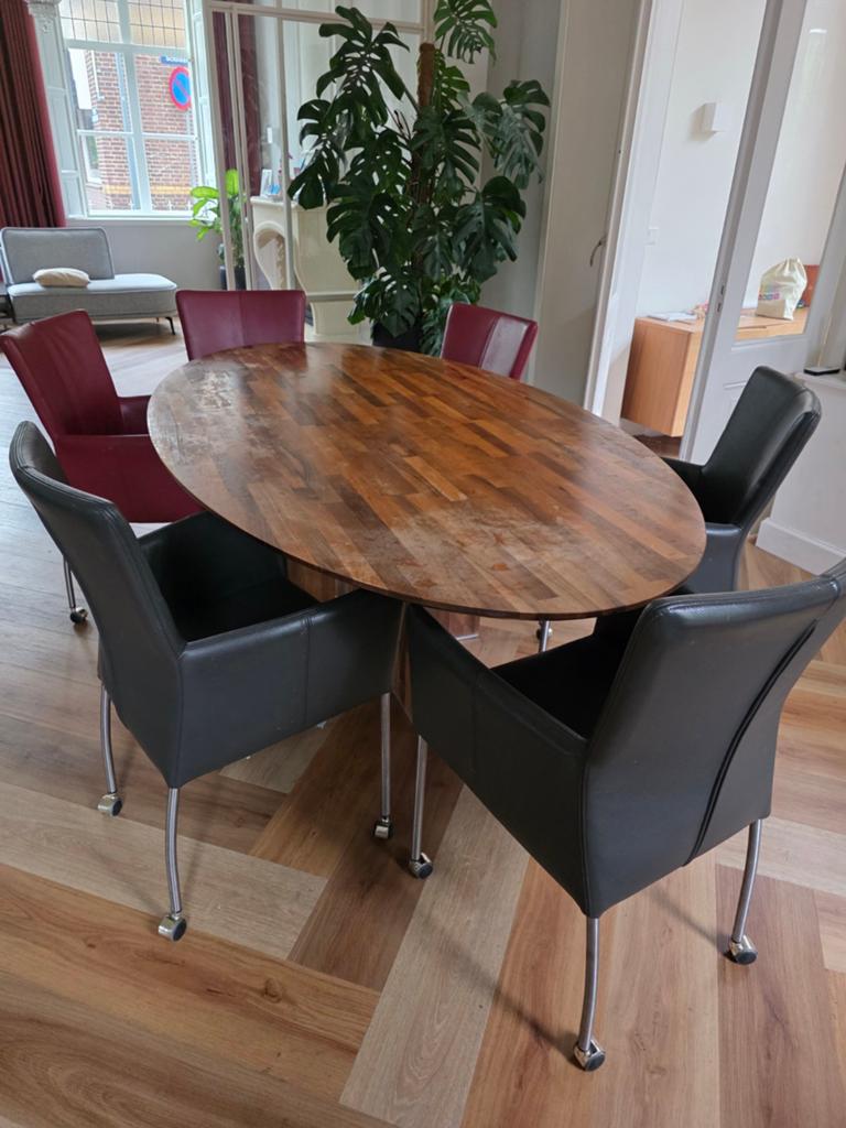 Ovale eettafel met houten blad en stoelen, Huis en Inrichting, Ophalen, Gebruikt, 100 tot 150 cm, 200 cm of meer
