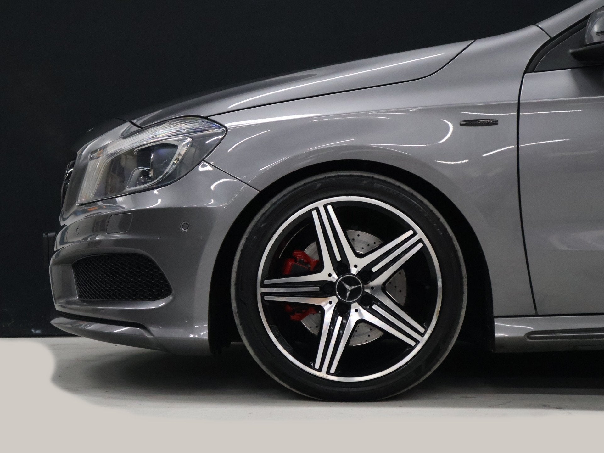 Mercedes-Benz A-Klasse 250 AMG Sport Ambition [SCHUIFKANTELD, 730 kg, Gebruikt, 4 cilinders, Bedrijf