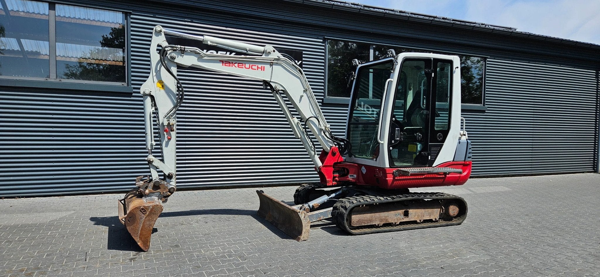 Takeuchi TB 235 (bj 2010), Graaflaadcombinatie