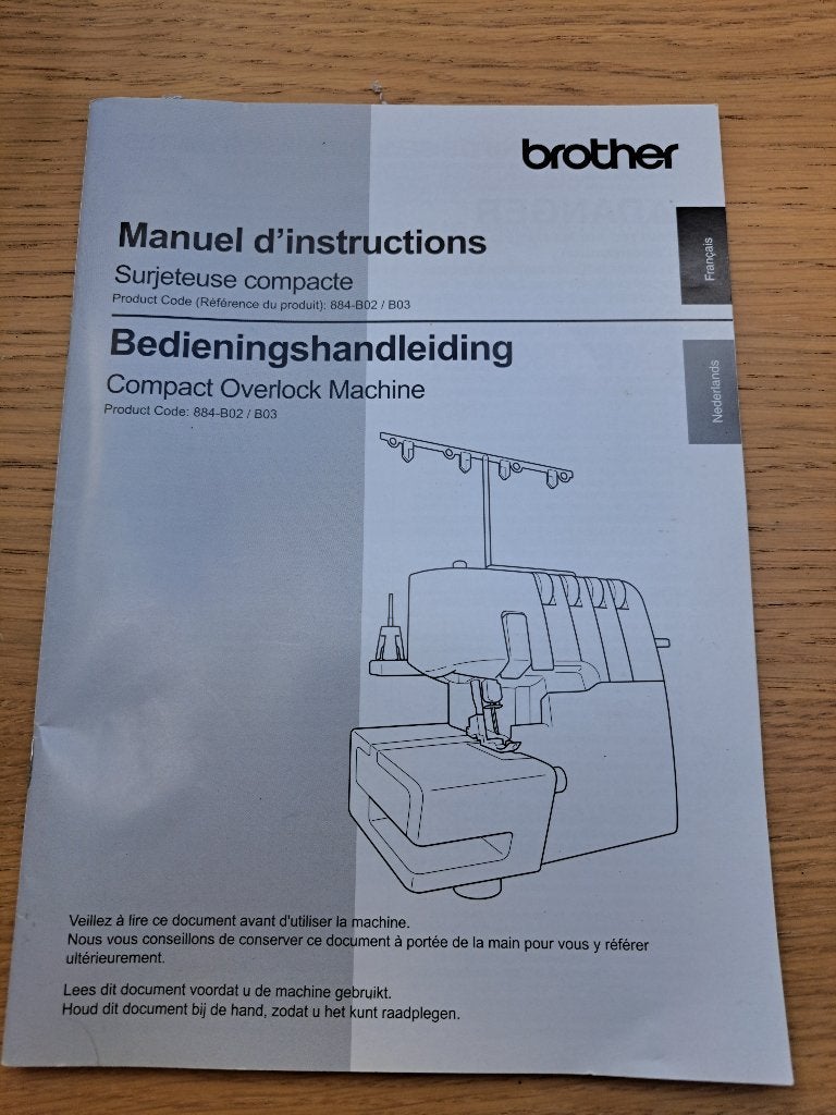 Lockmachine BROTHER 2104D, Ophalen, Nieuw, Lockmachine, Brother