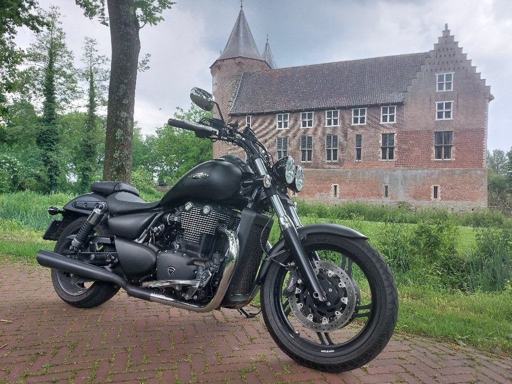 Triumph Thunderbird Storm 1700, Motoren, Motoren | Triumph, Particulier, Chopper, meer dan 35 kW, 2 cilinders, Motorrijbewijs A