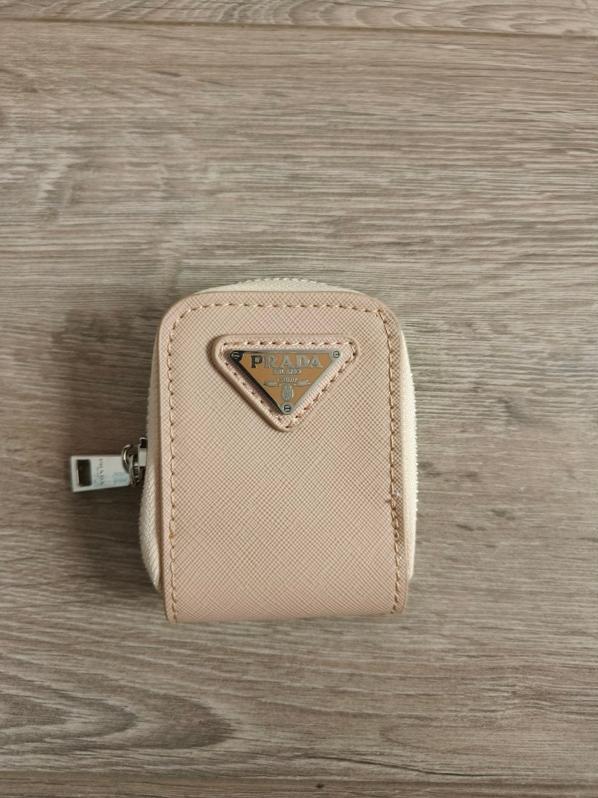 Prada sleuteletui / portemonnee - Beige, Ophalen of Verzenden, Gebruikt, Beige, Overige merken