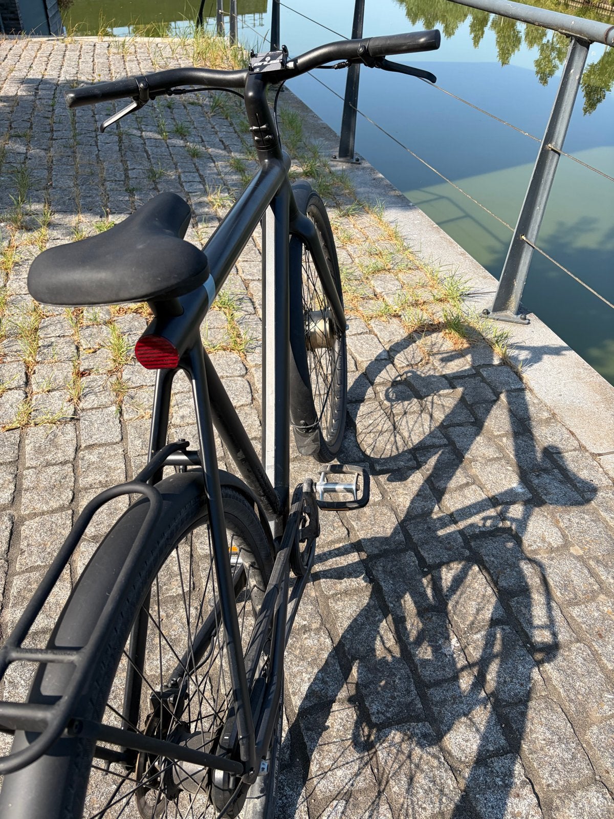 Van Moof S3 in goede staat - Batterij recent vervangen, Fietsen en Brommers, Elektrische fietsen, Ophalen, Gebruikt, Vanmoof
