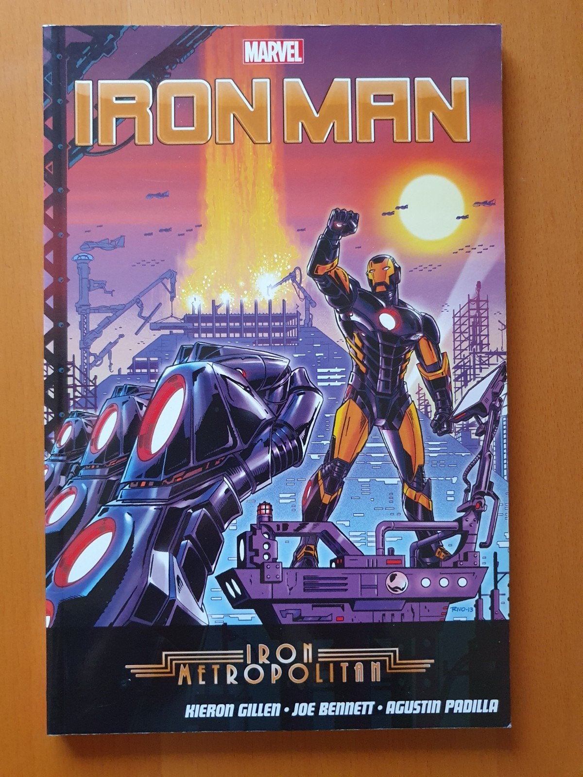 Iron Man - Iron Metropolitan TPB Marvel Comics, Boeken, Eén comic, Verzenden, Zo goed als nieuw, Amerika
