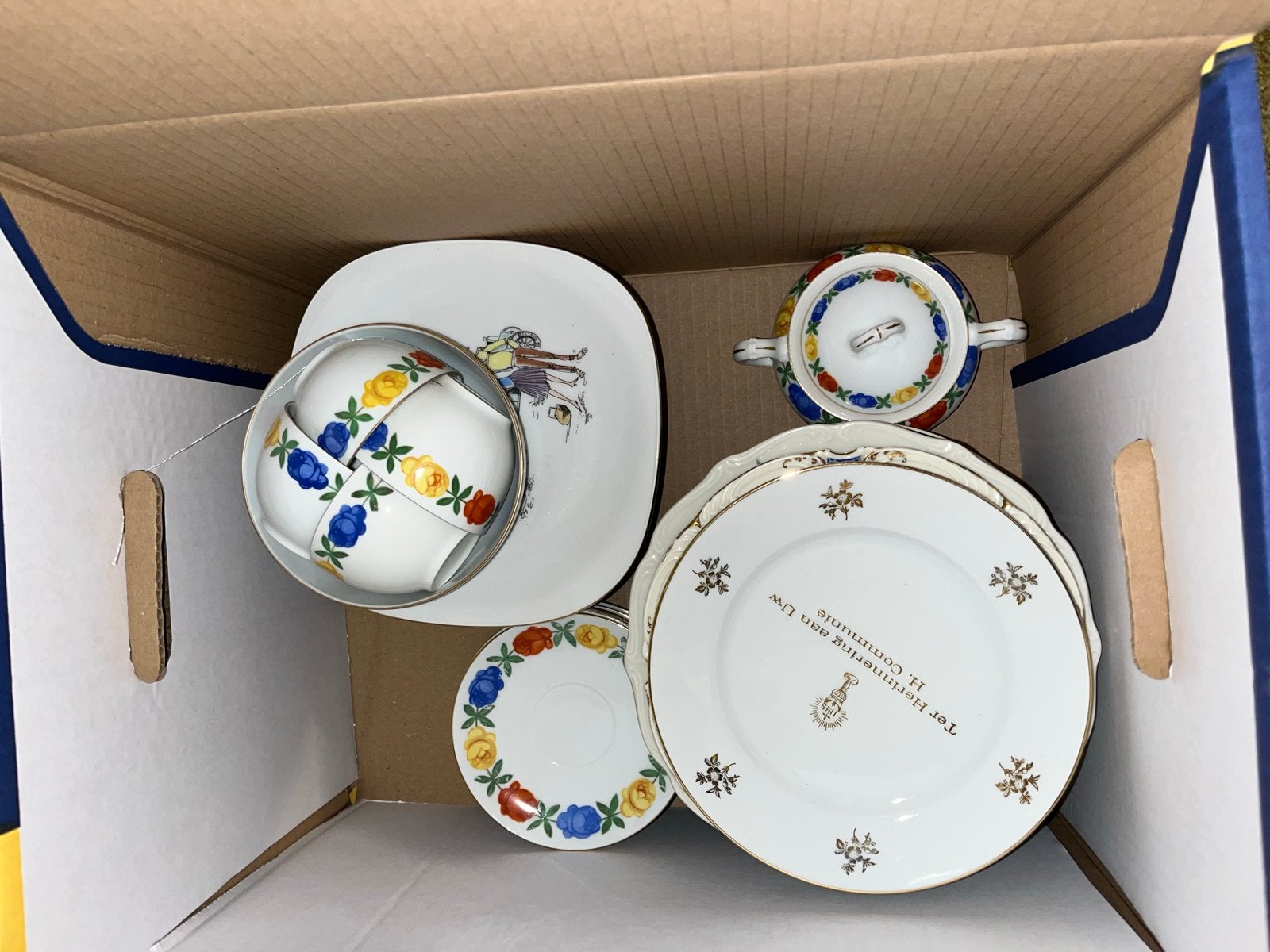 Vintage Serviesgoed Set: Kopjes, Schotels en Borden, Ophalen