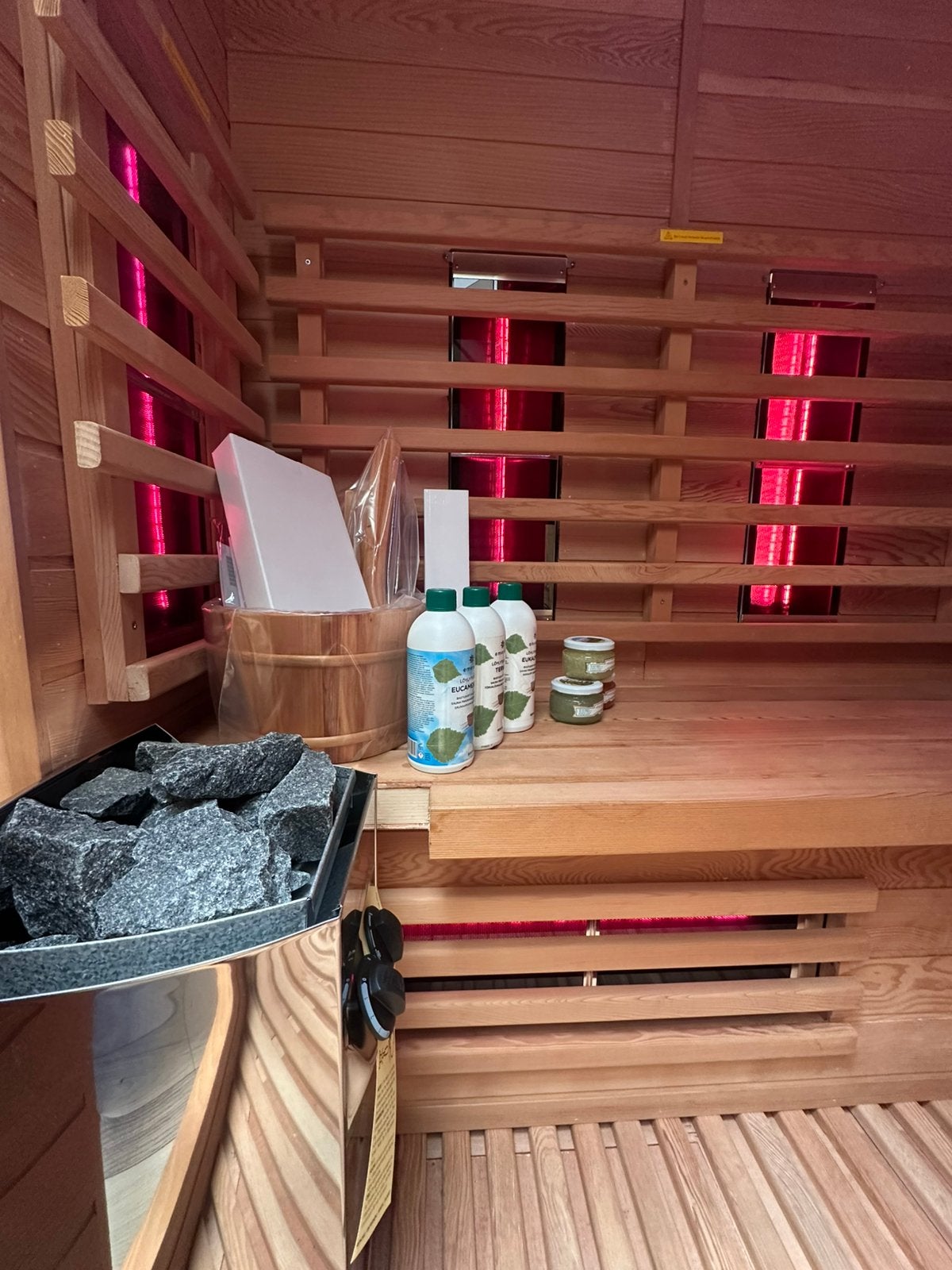 Showmodel Combi Sauna | Infrarood + 3,5kW Harvia 230V| OP=OP, Info@inner-stillness.nl, Fins of Traditioneel, 7665VB, Complete sauna