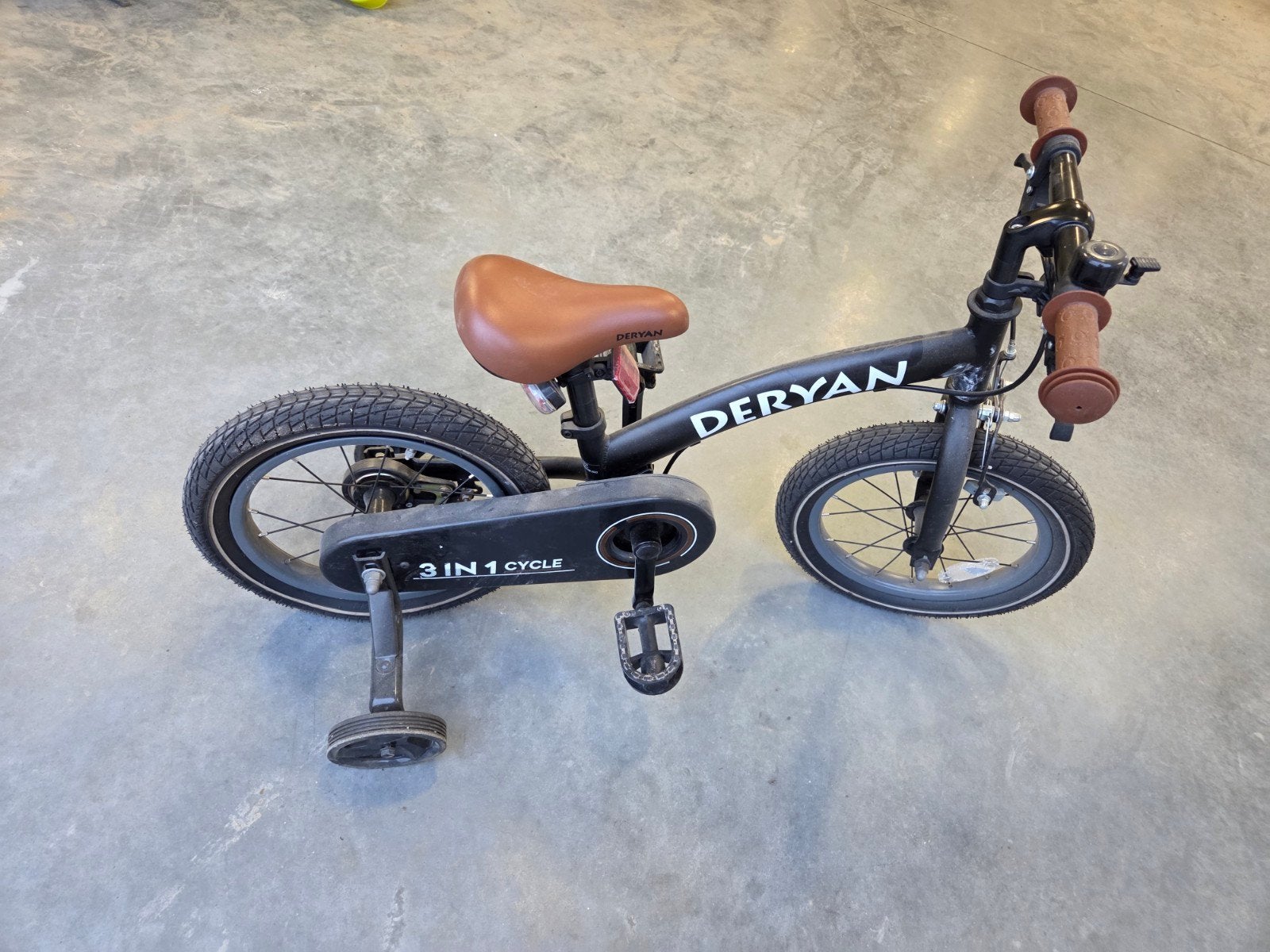Deryan Kinderfiets 14 inch met zijwieltjes, Ophalen, Zijwieltjes, Gebruikt, Deryan