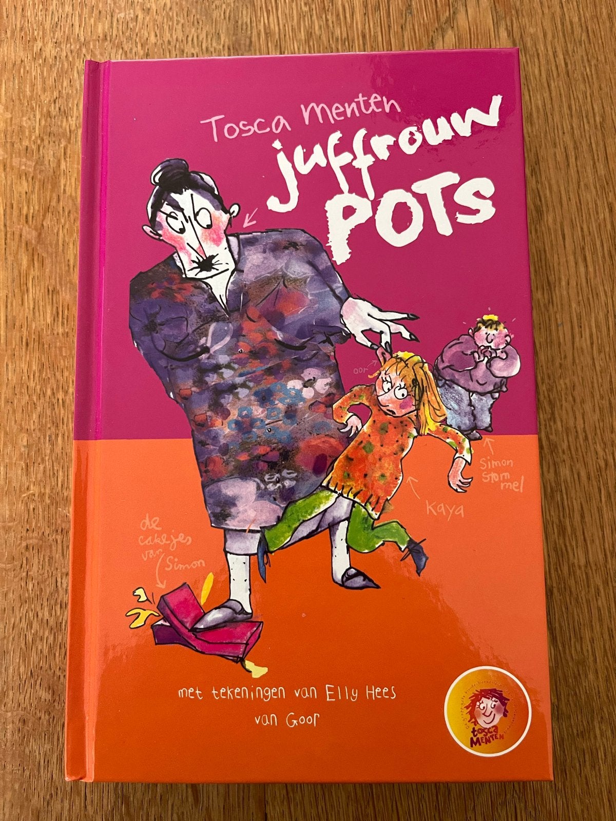 Juffrouw Pots - Tosca Menten (Kinderboek), Ophalen of Verzenden, Zo goed als nieuw, Fictie algemeen