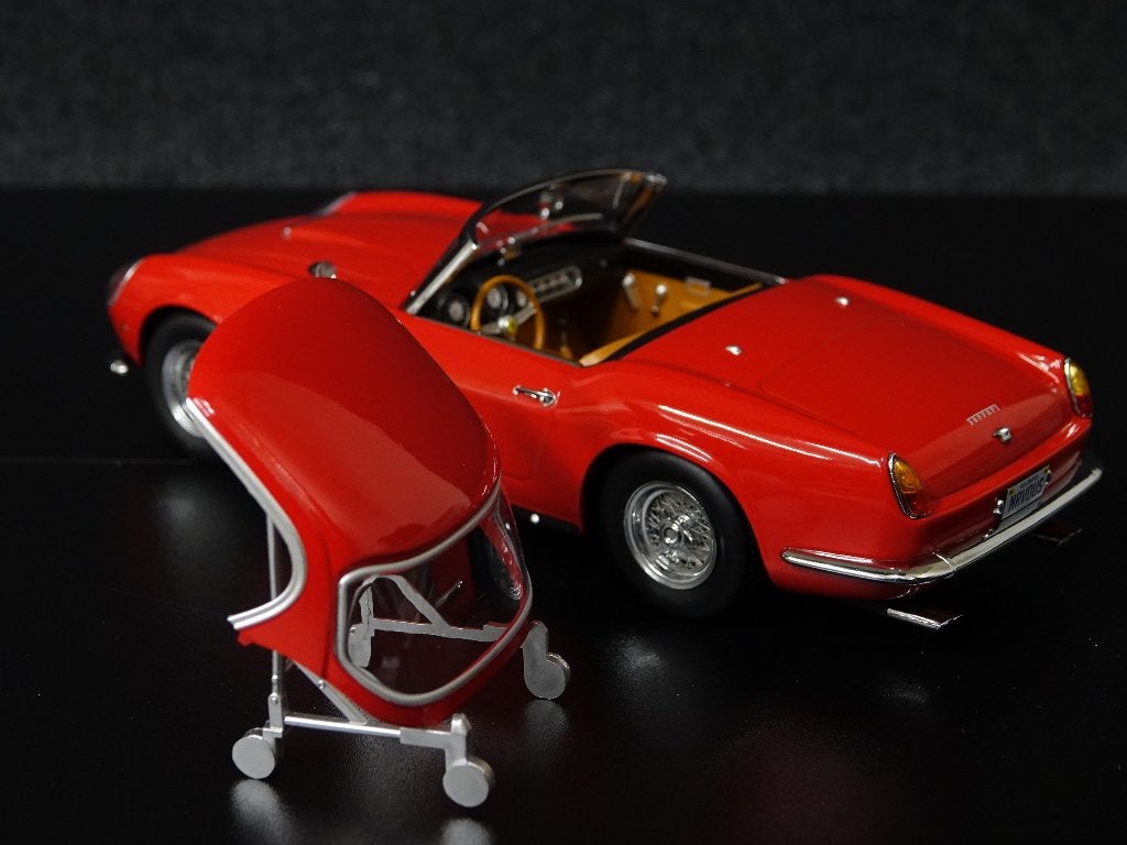 KK-Scale 1:18 Ferrari 250 California Ferris Bueler Day Off, Hobby en Vrije tijd, Modelauto's | 1:18, Overige merken, Auto, Onbekend