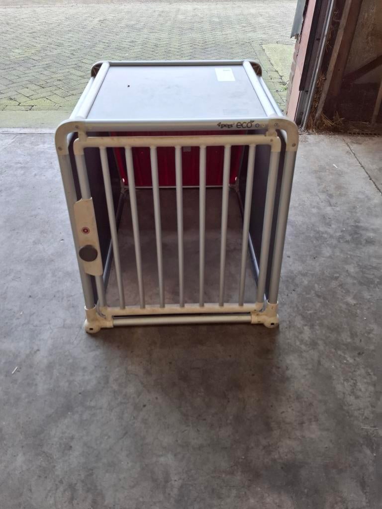 Auto bench, Dieren en Toebehoren, Hondenhokken, Ophalen