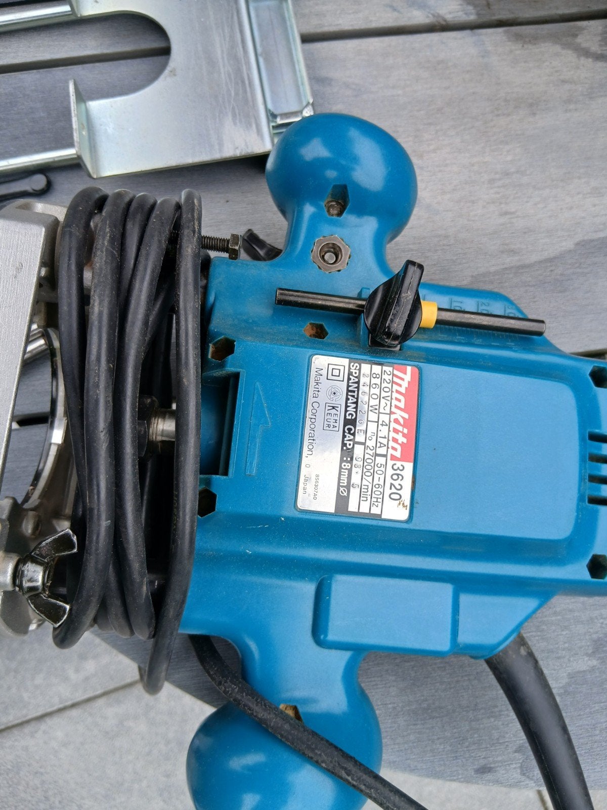 Makita 3620 Bovenfrees met accessoires, Doe-het-zelf en Verbouw, Gebruikt, Ophalen of Verzenden, Elektrisch, Makita