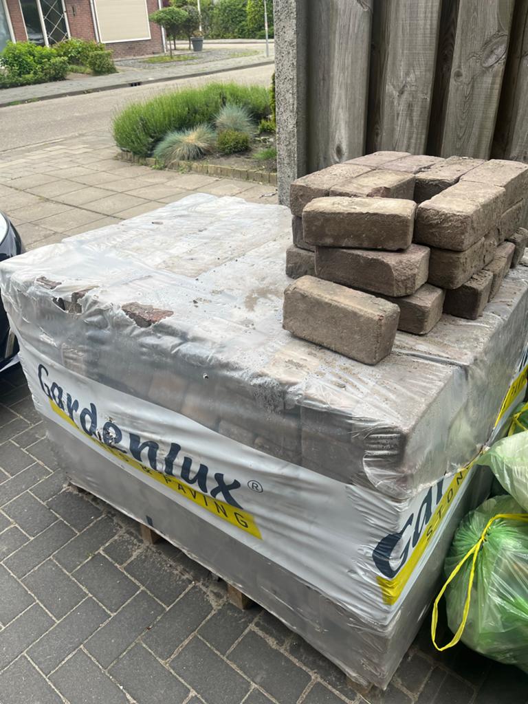 Oud gebakken klinkers, Ophalen, Zo goed als nieuw