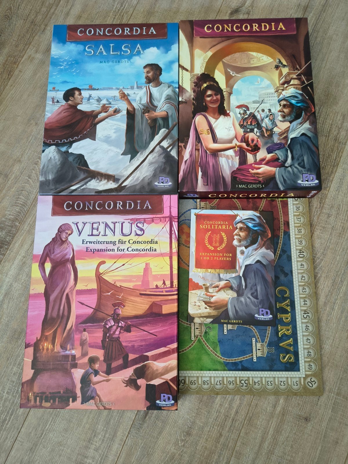 Concordia +Salsa +Venus +Solitaria +Extra bord Cyprus, Vijf spelers of meer, Ophalen of Verzenden, Zo goed als nieuw, PD-Verlag