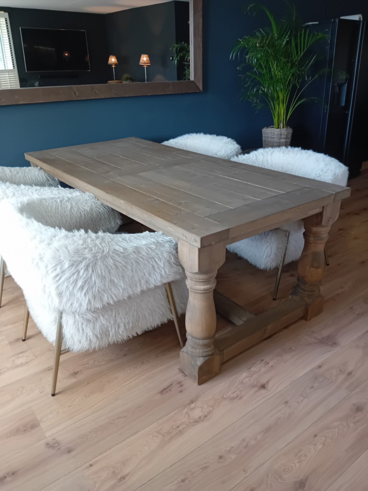 Robuuste houten ( boerderij) eettafel  met balluster poten -, Huis en Inrichting, Tafels | Eettafels, Ophalen, 100 tot 150 cm