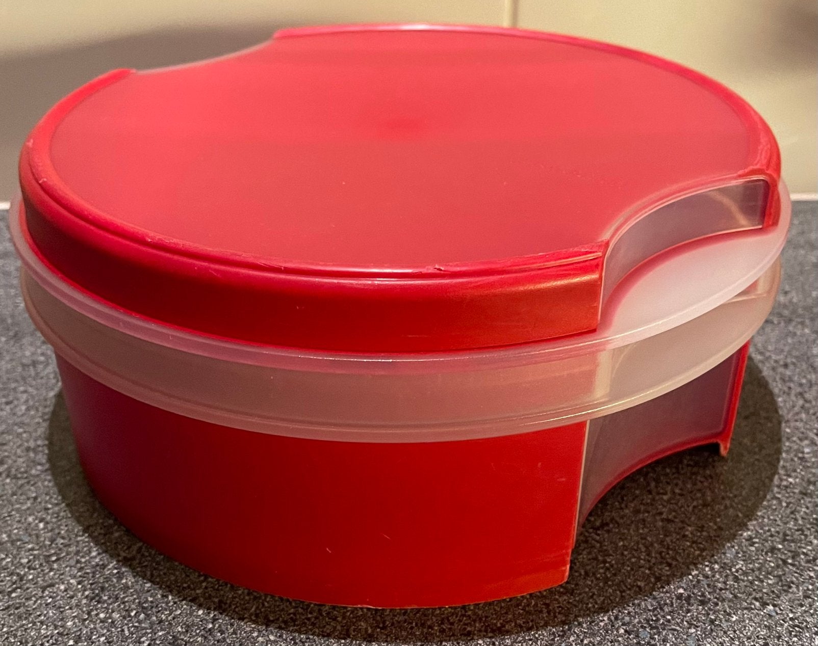 Koekdoos Tupperware, Huis en Inrichting, Keuken | Tupperware, Verzenden, Gebruikt, Rood, Schaal
