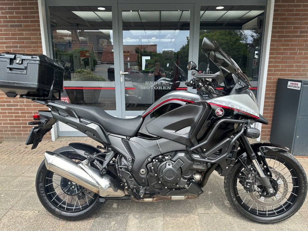 Honda VFR1200X CROSSTOURER DCT (bj 2015), Auto's, Overige modellen, Overige carrosserieën, 129 pk, Zwart