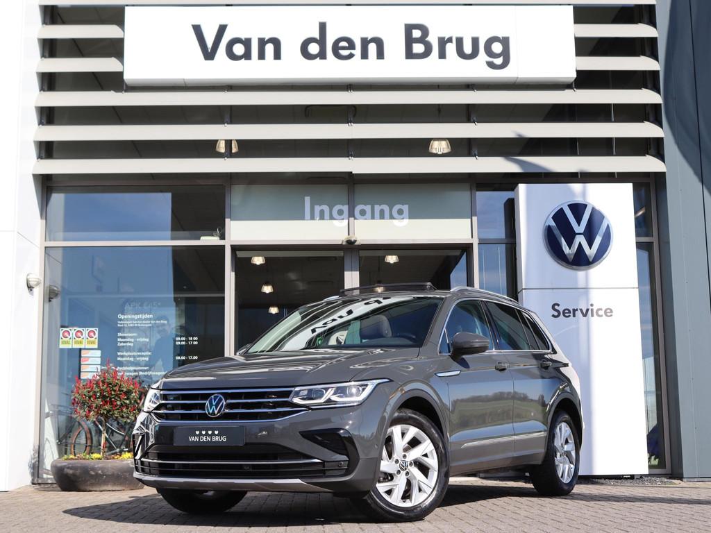 Volkswagen Tiguan 2.0 TDI 150 pk DSG Elegance | Panorama dak, Stof, Gebruikt, 4 cilinders, 1526 kg