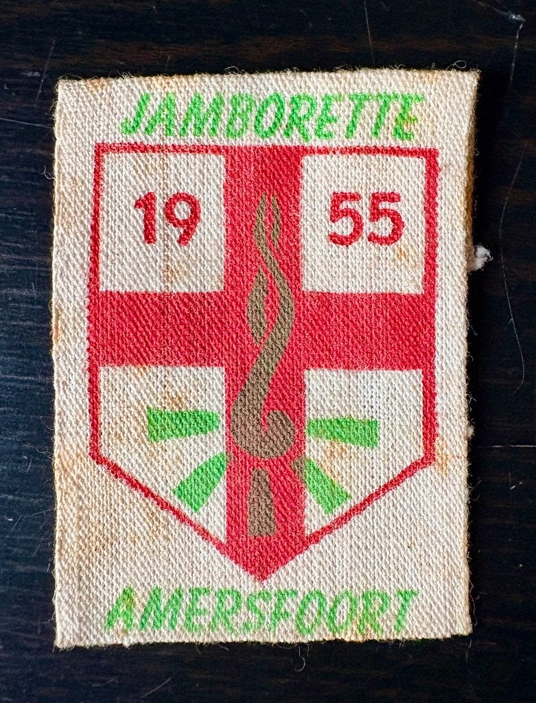 1955 Scouting Jamborette Amersfoort Badge, Ophalen of Verzenden, Gebruikt, Embleem, Speld of Insigne