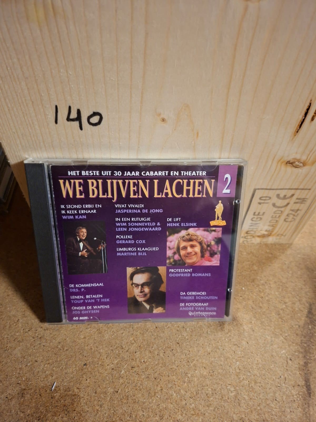 CD: We Blijven Lachen 2 - Het Beste uit 30 Jaar Cabaret, Ophalen of Verzenden, Gebruikt, Verzamelalbum, Inclusief doosje