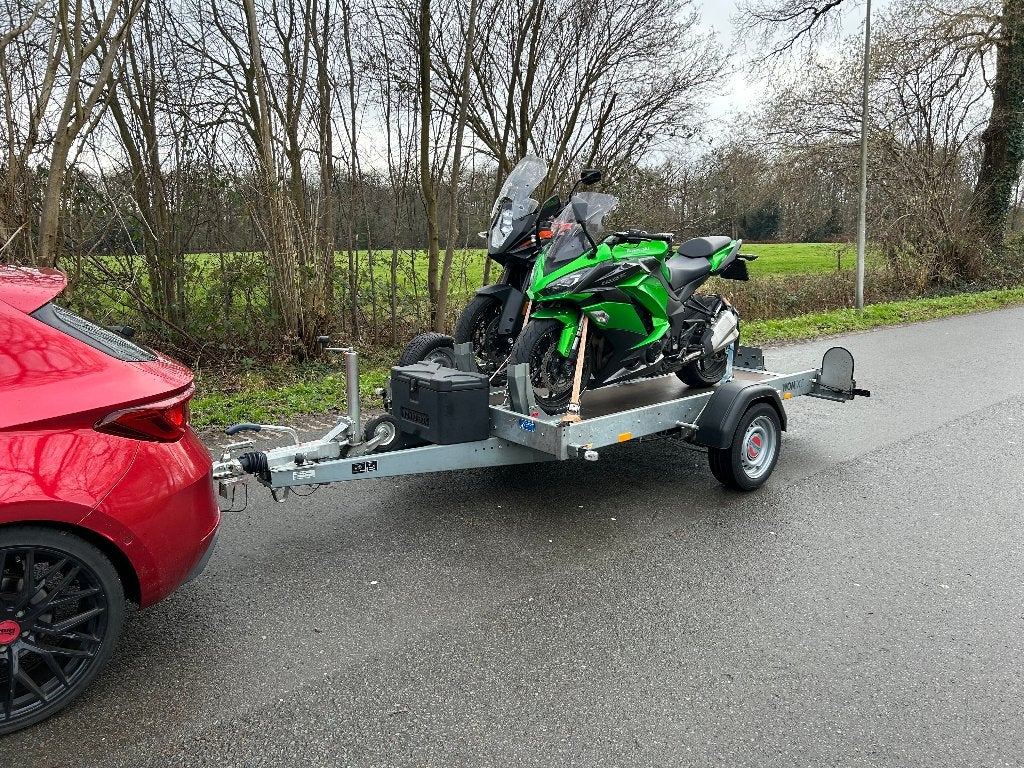 Te huur professionele afzinkbare motortrailer (geremd), Ophalen, Gebruikt