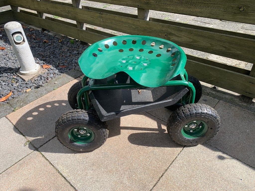 tuinstoel op wielen, Ophalen, Zo goed als nieuw, Metaal