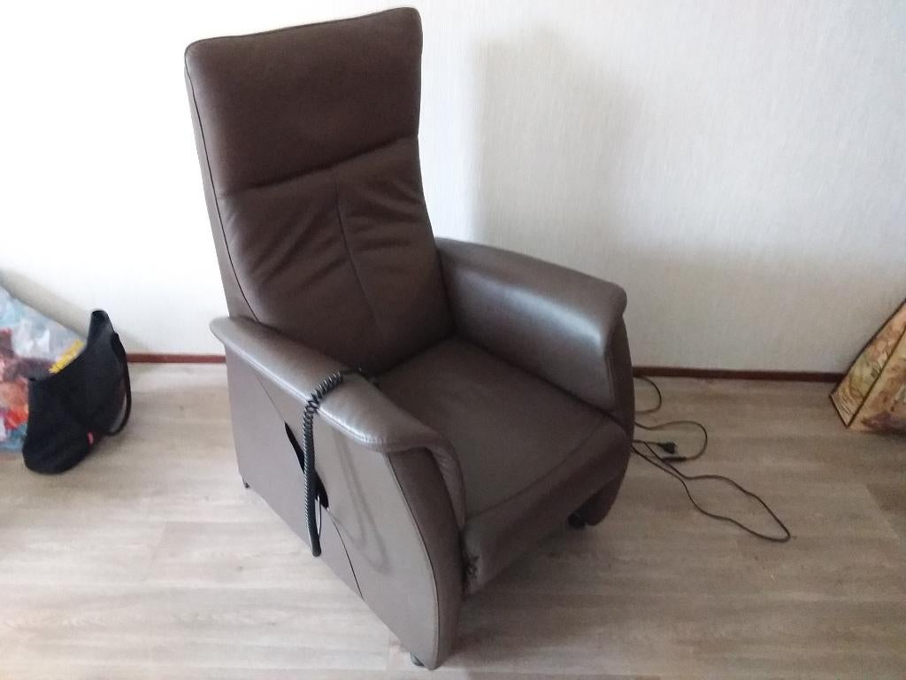 Relaxfauteuil sta op stoel, Ophalen, Bruin, Leer, Zo goed als nieuw