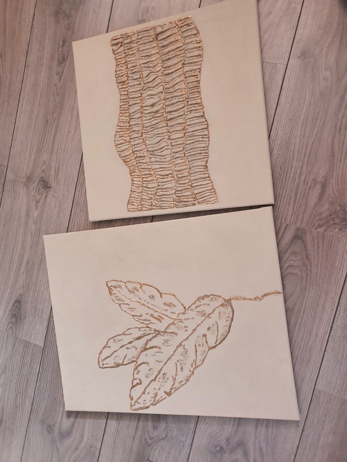 2 Canvasdoeken met Gouden Opdruk - Beige, Ophalen, Nieuw, Minder dan 50 cm, Schilderij