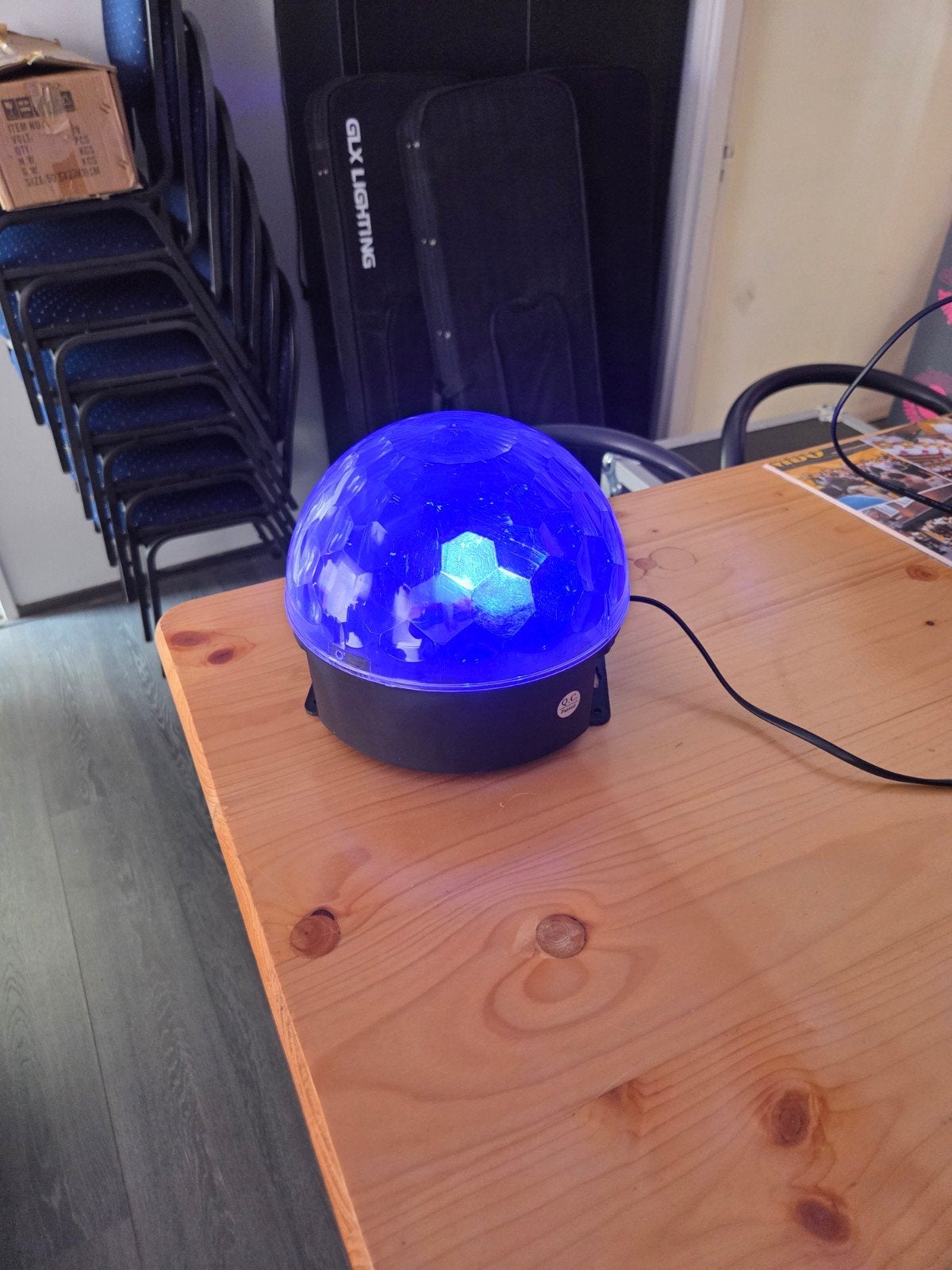 LED Disco Bal - Feestverlichting met Meerdere Kleuren, Ophalen, Zo goed als nieuw, Feestartikel, Verjaardag