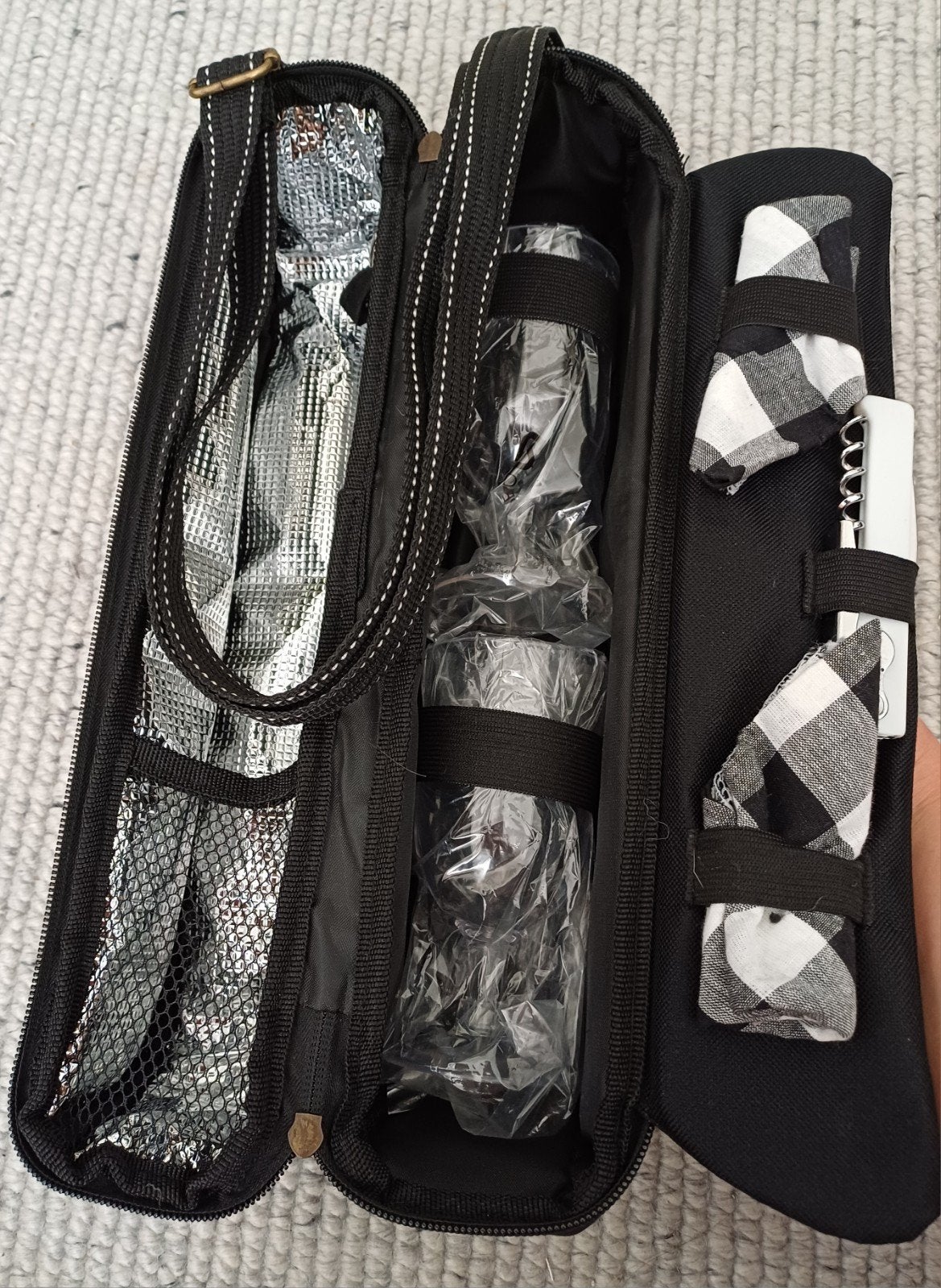 Nieuw wijn koeltas met bekers + 2 servetten + flesopener., Ophalen, Nieuw