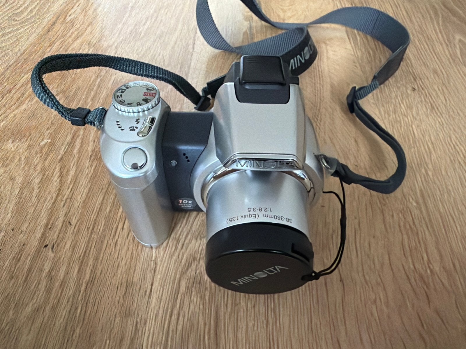 Minolta Dimage Z1 Digitale Camera met 10x Optische Zoom, Ingebouwde flitser, Gebruikt, Minolta, Ophalen of Verzenden
