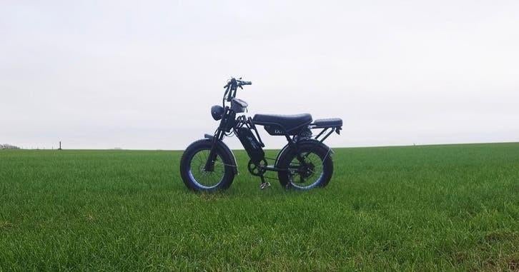 Fatbike V8 met speciale paarse velgen, Fietsen en Brommers, Elektrische fietsen, Ophalen, Gebruikt, Overige merken
