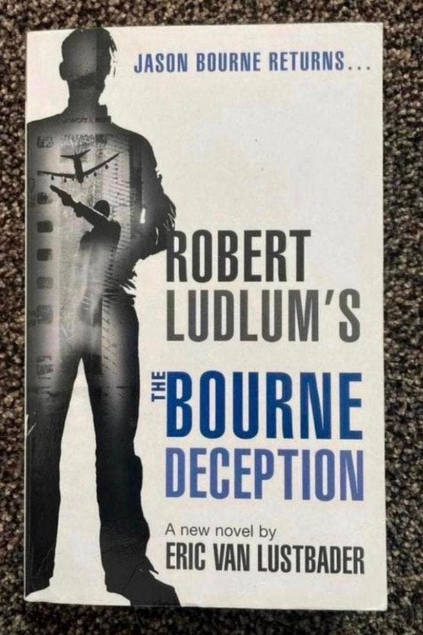 The Bourne Deception van Robert Ludlum., Boeken, Ophalen of Verzenden, Gelezen