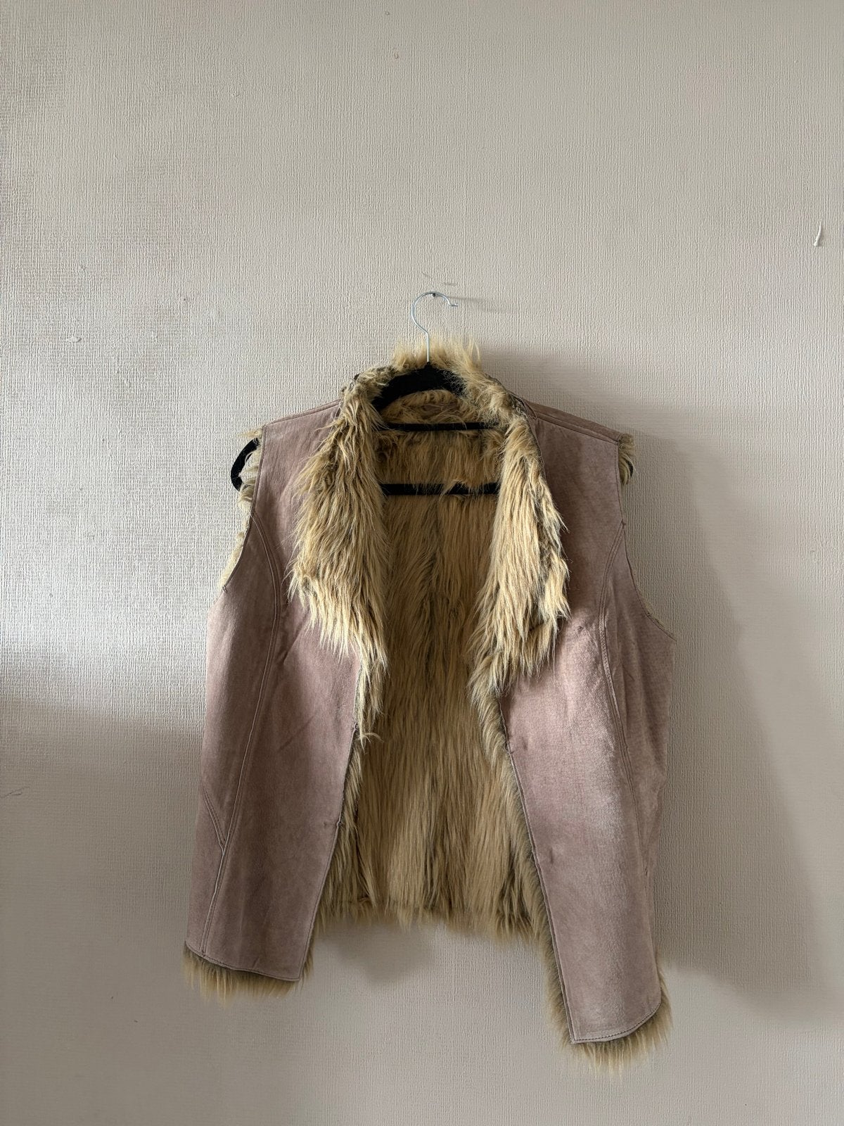 Omkeerbaar faux fur gilet - Beige/Bruin, Ophalen of Verzenden, Zo goed als nieuw