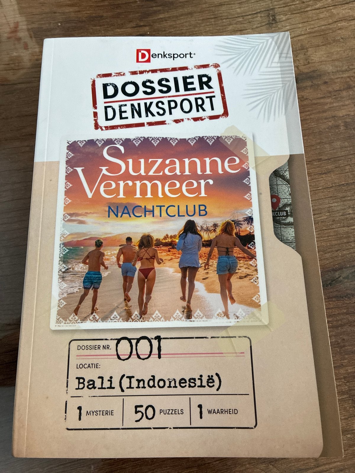 Dossier Denksport Suzanne Vermeer Nachtclub Bali, Ophalen of Verzenden, Zo goed als nieuw, Puzzelboek