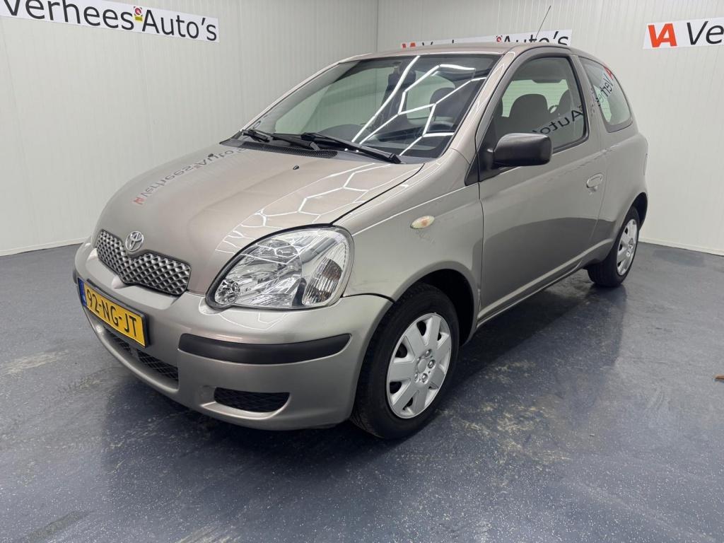 Toyota Yaris 1.0 VVT-i Terra MMT (bj 2003, automaat), Auto's, Toyota, Metallic lak, Gebruikt, 31 €/maand, 4 cilinders