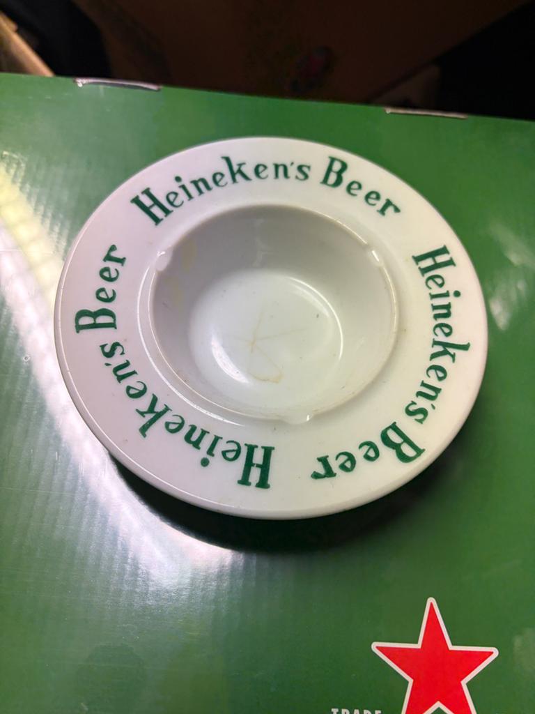 Oude Heineken’s beer asbak, Ophalen, Zo goed als nieuw, Asbak