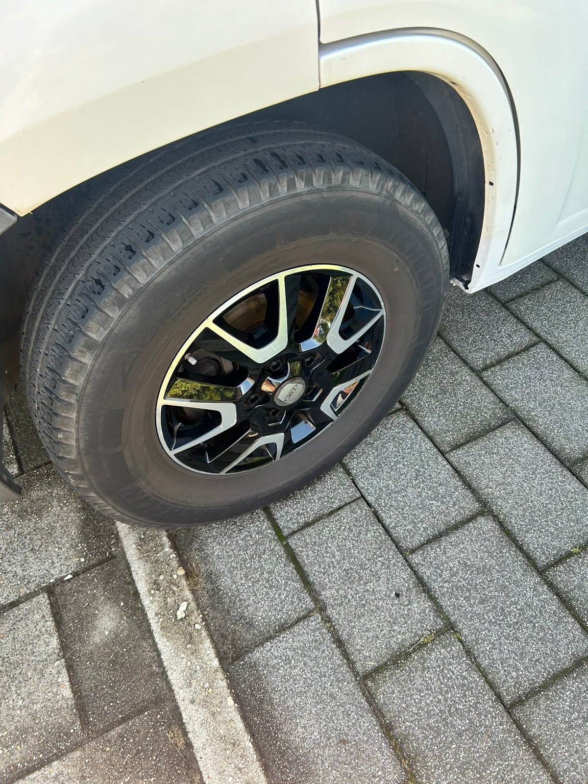 4x Michelin Agilis Camping camperbanden – 225/75 R16CP, Ophalen, Gebruikt