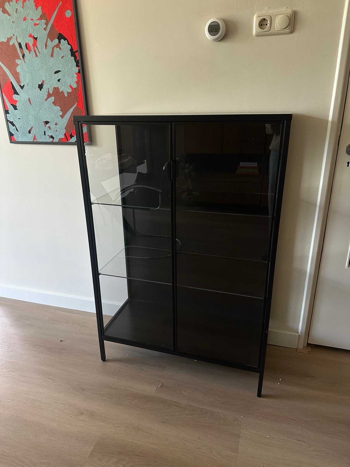 Ikea Rudsta vitrinekast zwart, Huis en Inrichting, Ophalen, 100 tot 150 cm, 50 tot 100 cm, Zo goed als nieuw